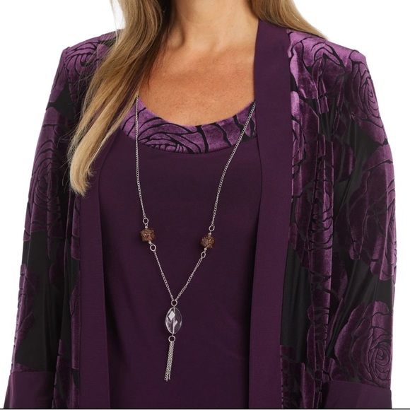 R&M Richards Pant Suit - Picture 5 of 7